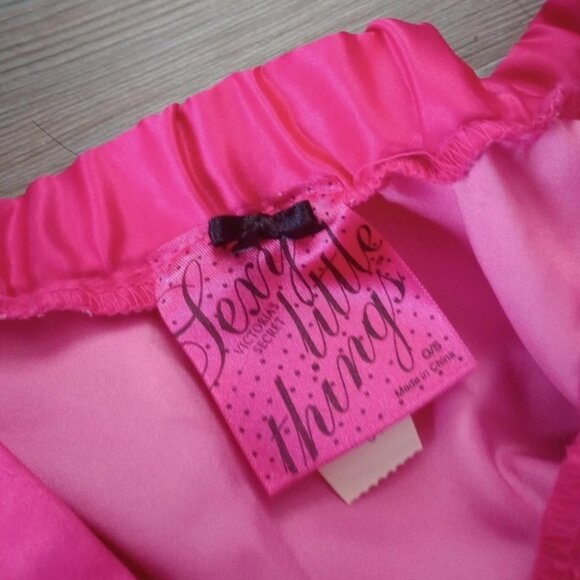 Victoria's Secret PINK Satin Santa Mini Skirt Y2K Rare Sexy Little Things - Picture 5 of 6